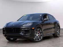 2025_Porsche_Cayenne Coupe_GTS_ Oshkosh WI