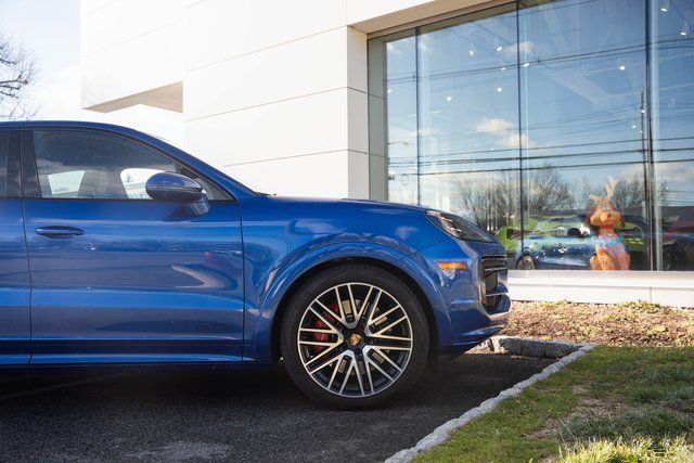 2025 Porsche Cayenne Coupe GTS Paramus NJ