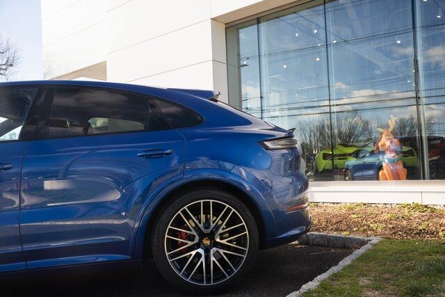 2025 Porsche Cayenne Coupe GTS Paramus NJ