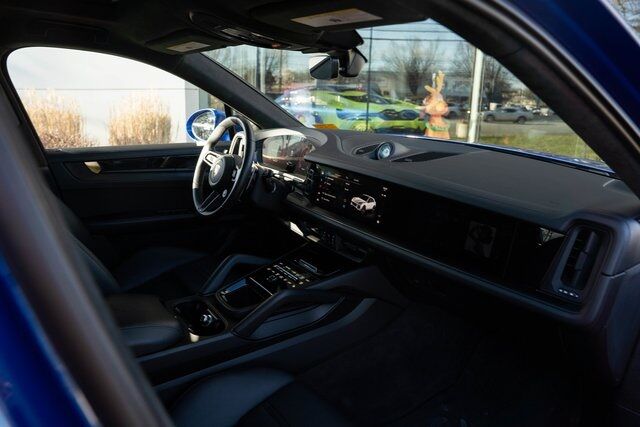 2025 Porsche Cayenne Coupe GTS Paramus NJ