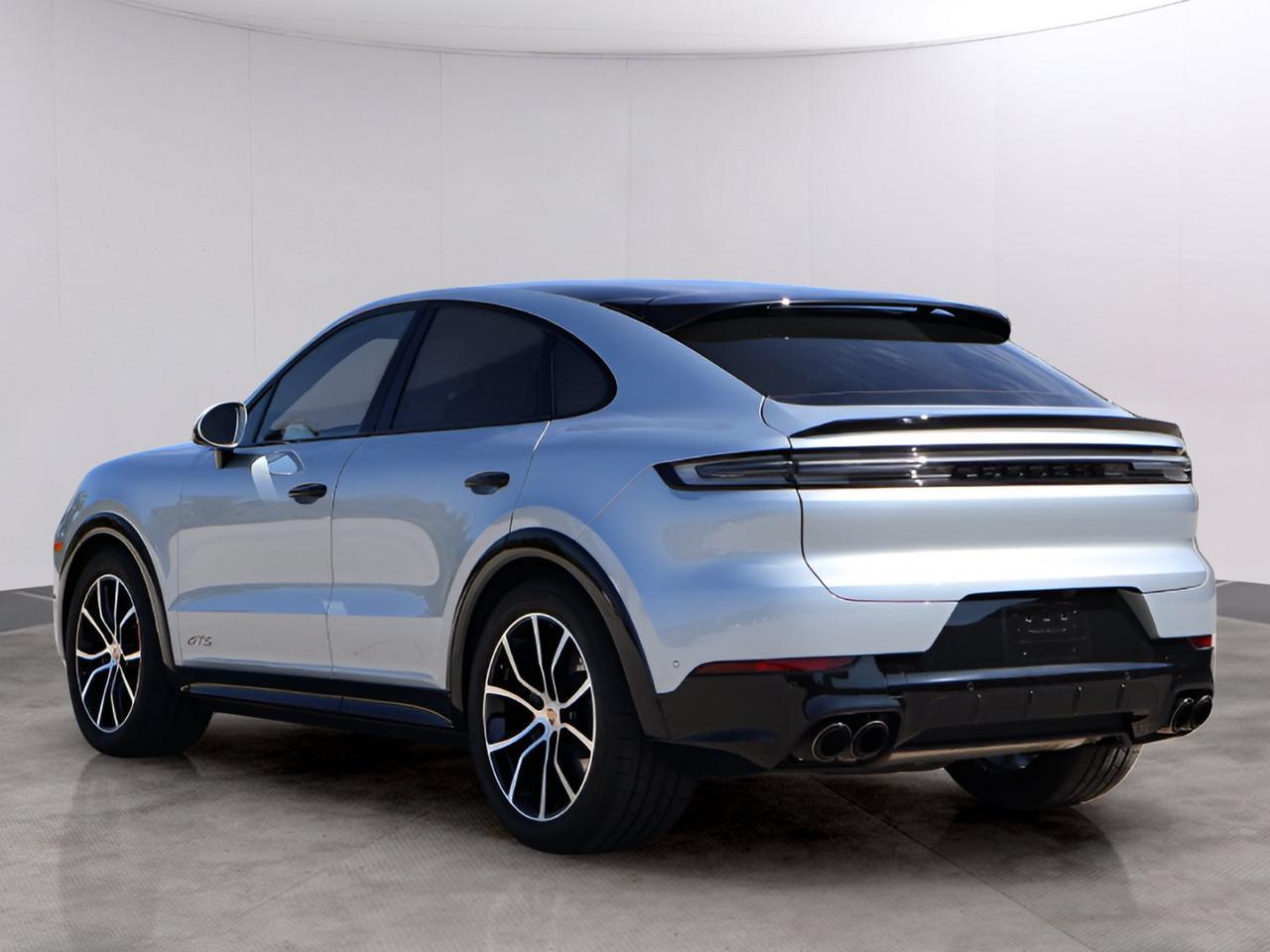 2025 Porsche Cayenne Coupe GTS