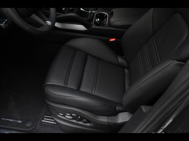 2025 Porsche Cayenne Coupe Pompano Beach FL