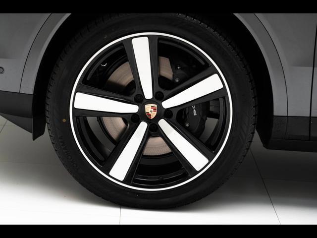 2025 Porsche Cayenne Coupe Pompano Beach FL