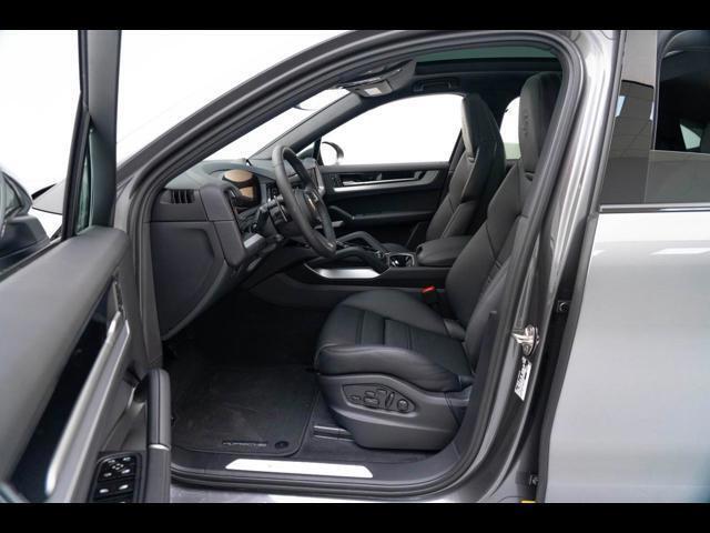 2025 Porsche Cayenne Coupe Pompano Beach FL