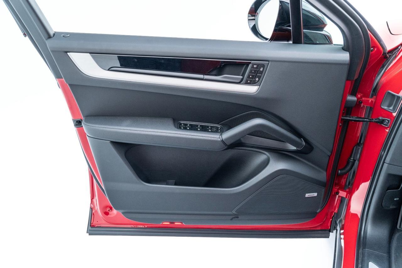 2025 Porsche Cayenne Coupe Pompano Beach FL
