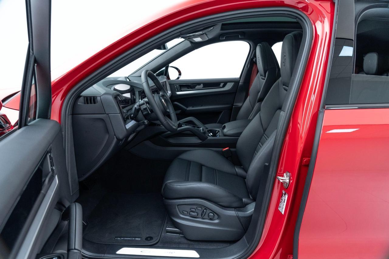2025 Porsche Cayenne Coupe Pompano Beach FL