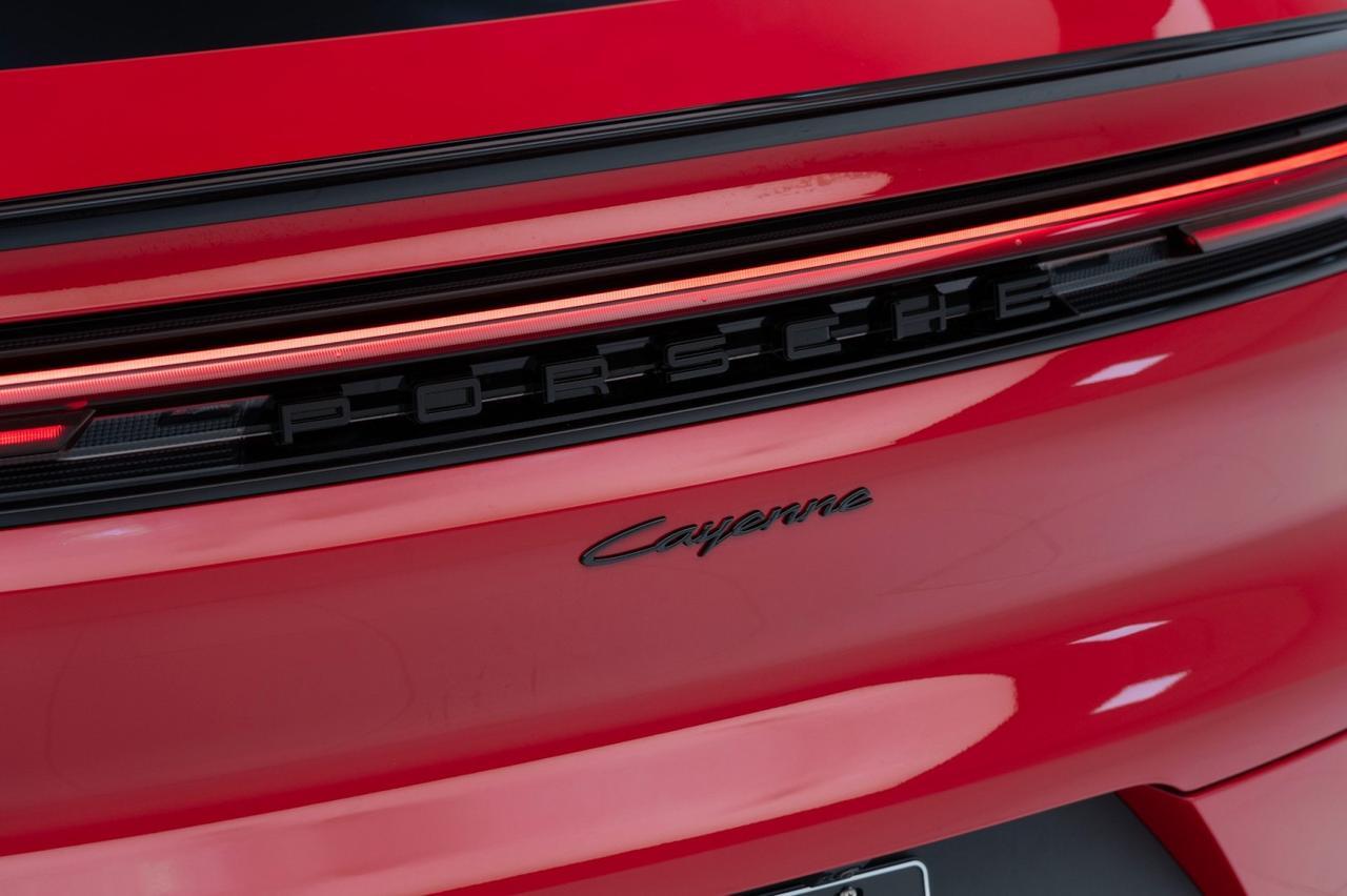 2025 Porsche Cayenne Coupe Pompano Beach FL