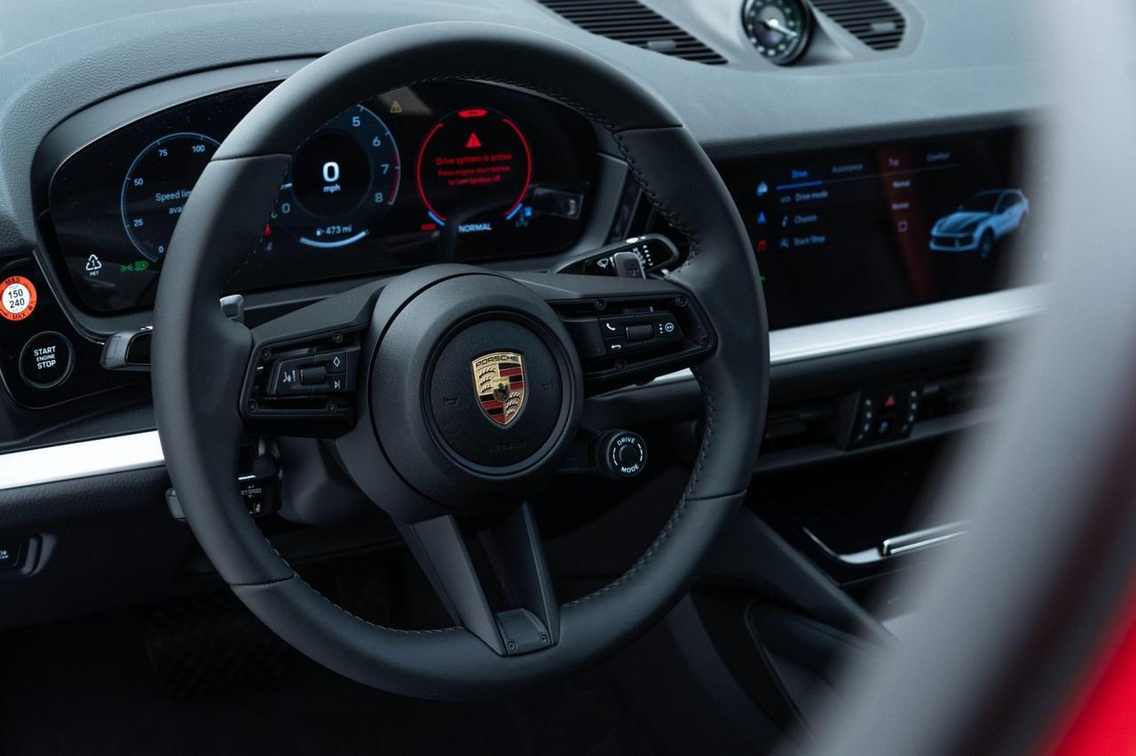 2025 Porsche Cayenne Coupe Pompano Beach FL