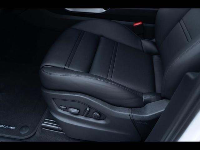 2025 Porsche Cayenne Coupe Pompano Beach FL