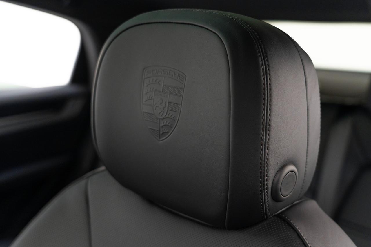 2025 Porsche Cayenne Coupe Pompano Beach FL