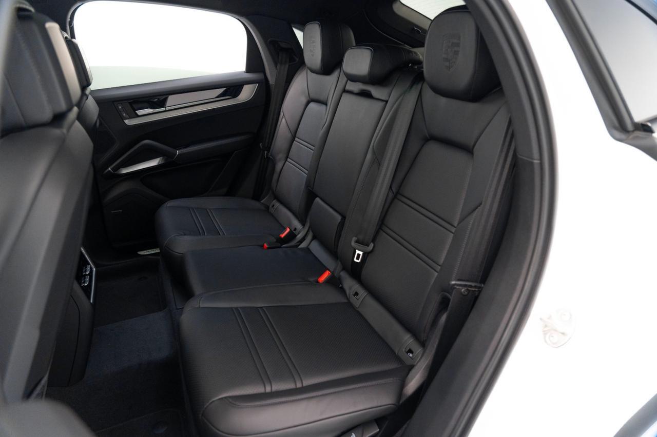 2025 Porsche Cayenne Coupe Pompano Beach FL