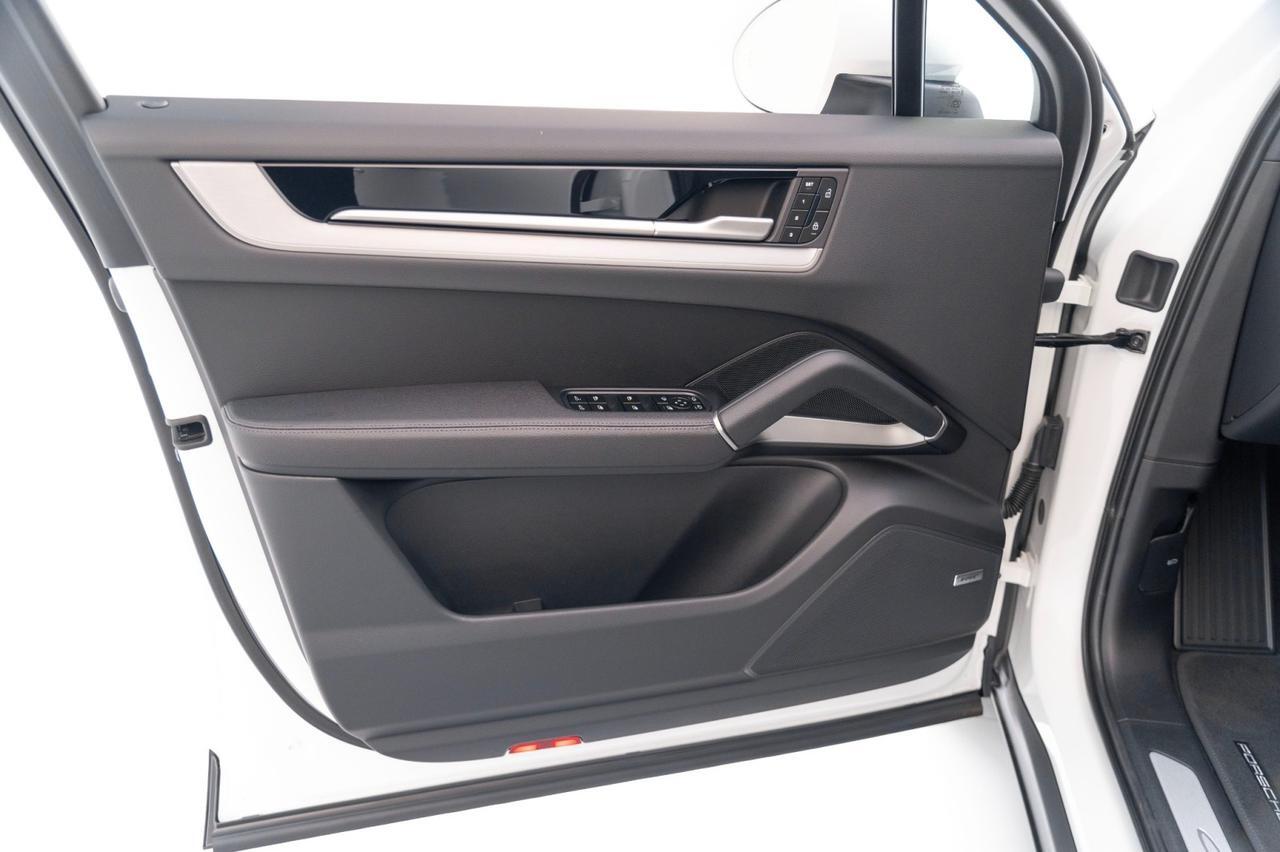 2025 Porsche Cayenne Coupe Pompano Beach FL