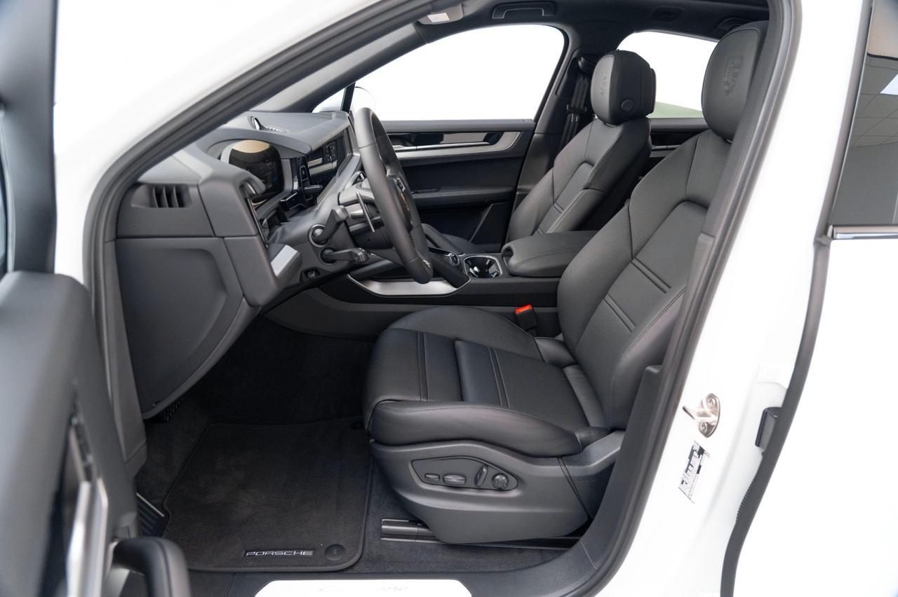 2025 Porsche Cayenne Coupe Pompano Beach FL