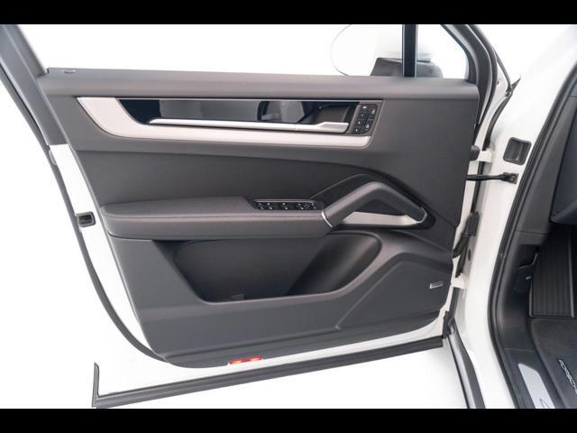 2025 Porsche Cayenne Coupe Pompano Beach FL