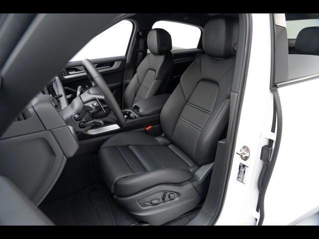 2025 Porsche Cayenne Coupe Pompano Beach FL