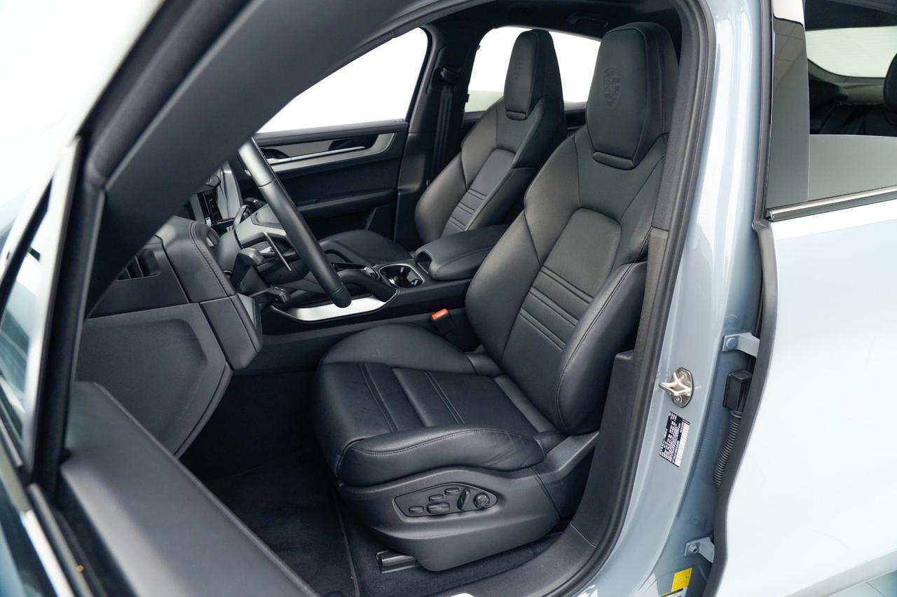 2025 Porsche Cayenne Coupe Pompano Beach FL