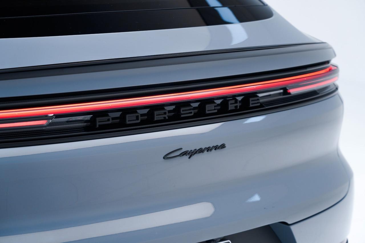 2025 Porsche Cayenne Coupe Pompano Beach FL