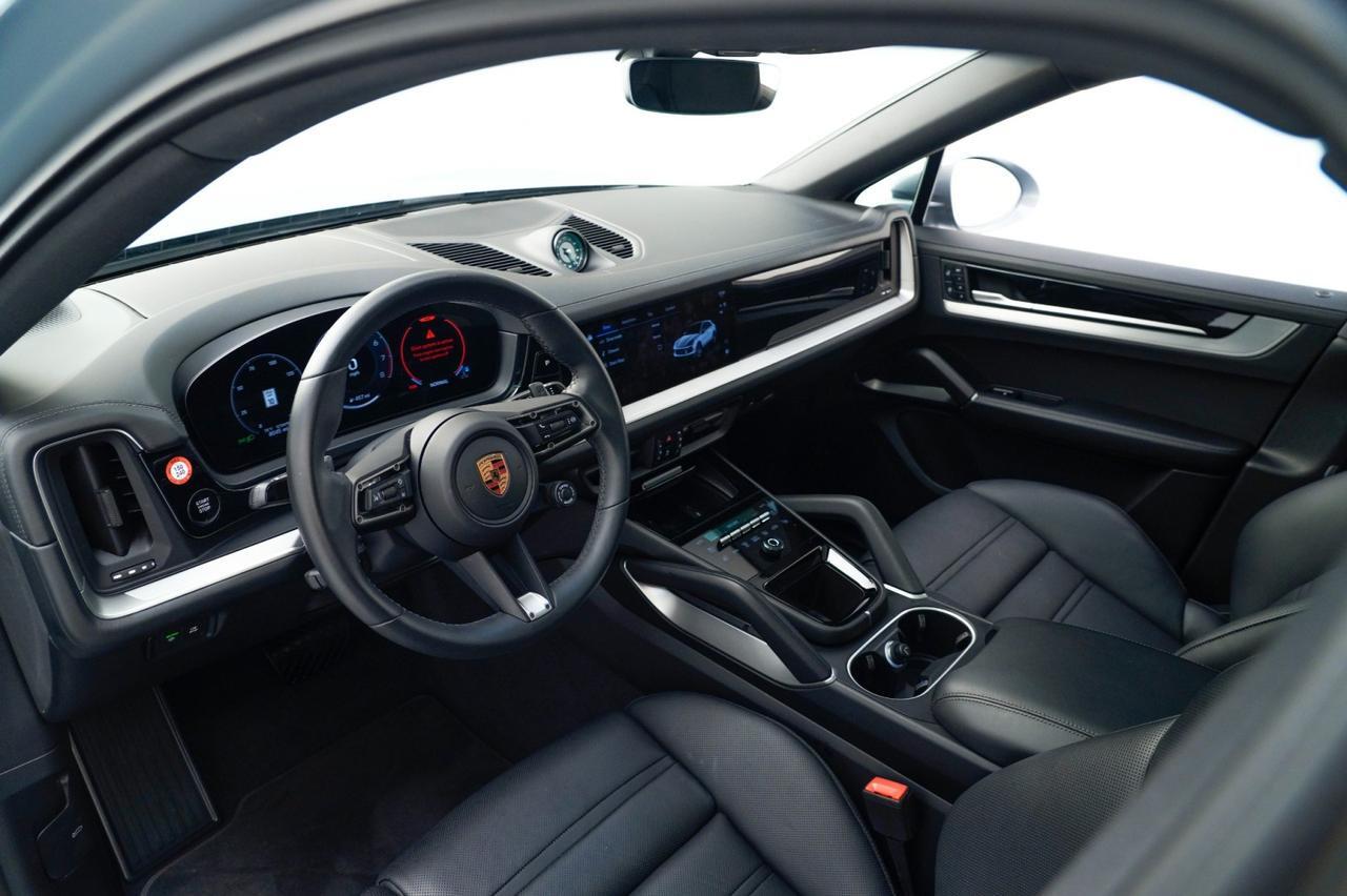 2025 Porsche Cayenne Coupe Pompano Beach FL