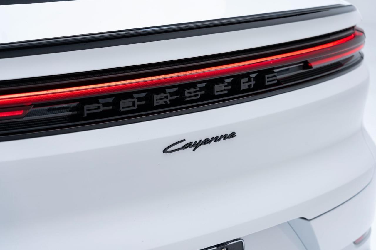 2025 Porsche Cayenne Coupe Pompano Beach FL