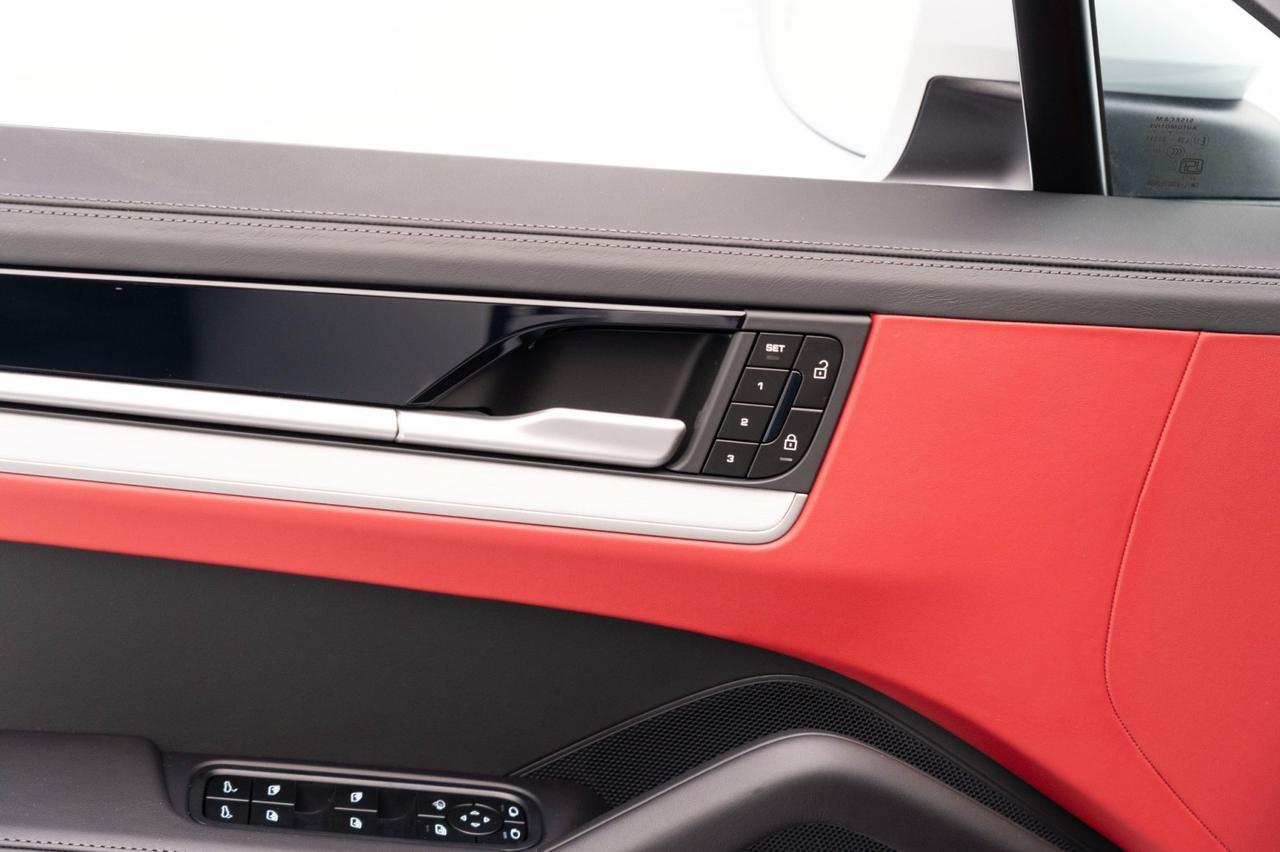 2025 Porsche Cayenne Coupe Pompano Beach FL