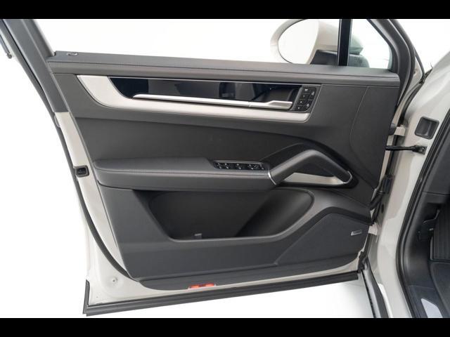 2025 Porsche Cayenne Coupe Pompano Beach FL