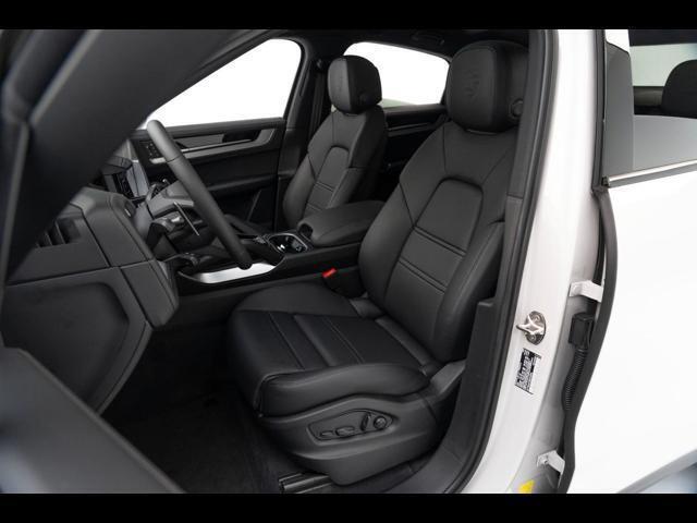 2025 Porsche Cayenne Coupe Pompano Beach FL