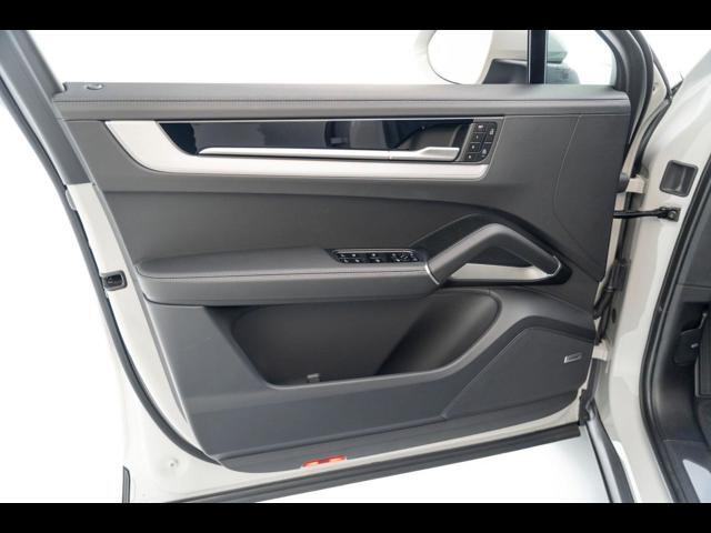 2025 Porsche Cayenne Coupe Pompano Beach FL