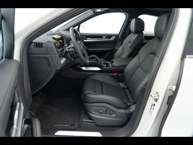 2025 Porsche Cayenne Coupe Pompano Beach FL