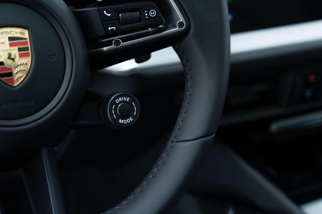 2025 Porsche Cayenne Coupe Pompano Beach FL
