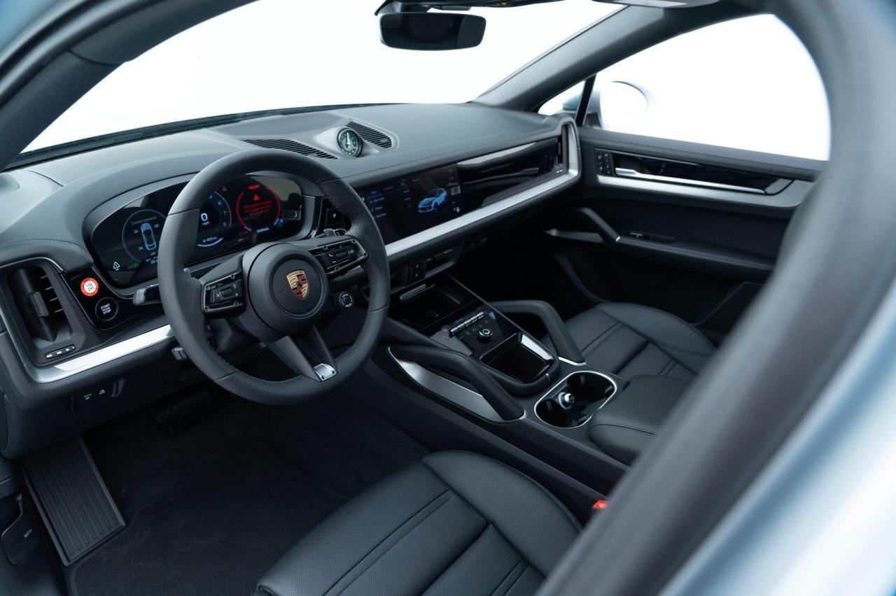 2025 Porsche Cayenne Coupe Pompano Beach FL
