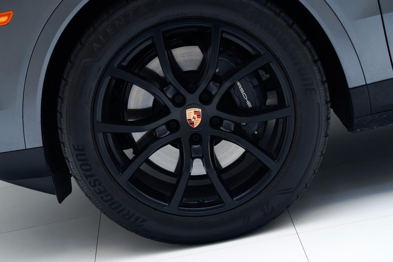 2025 Porsche Cayenne Coupe Pompano Beach FL