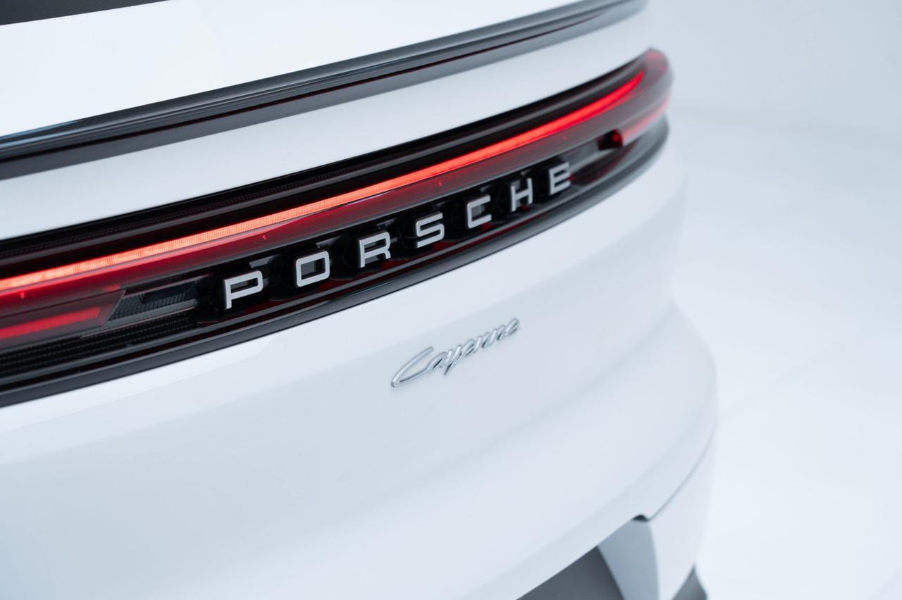 2025 Porsche Cayenne Coupe Pompano Beach FL