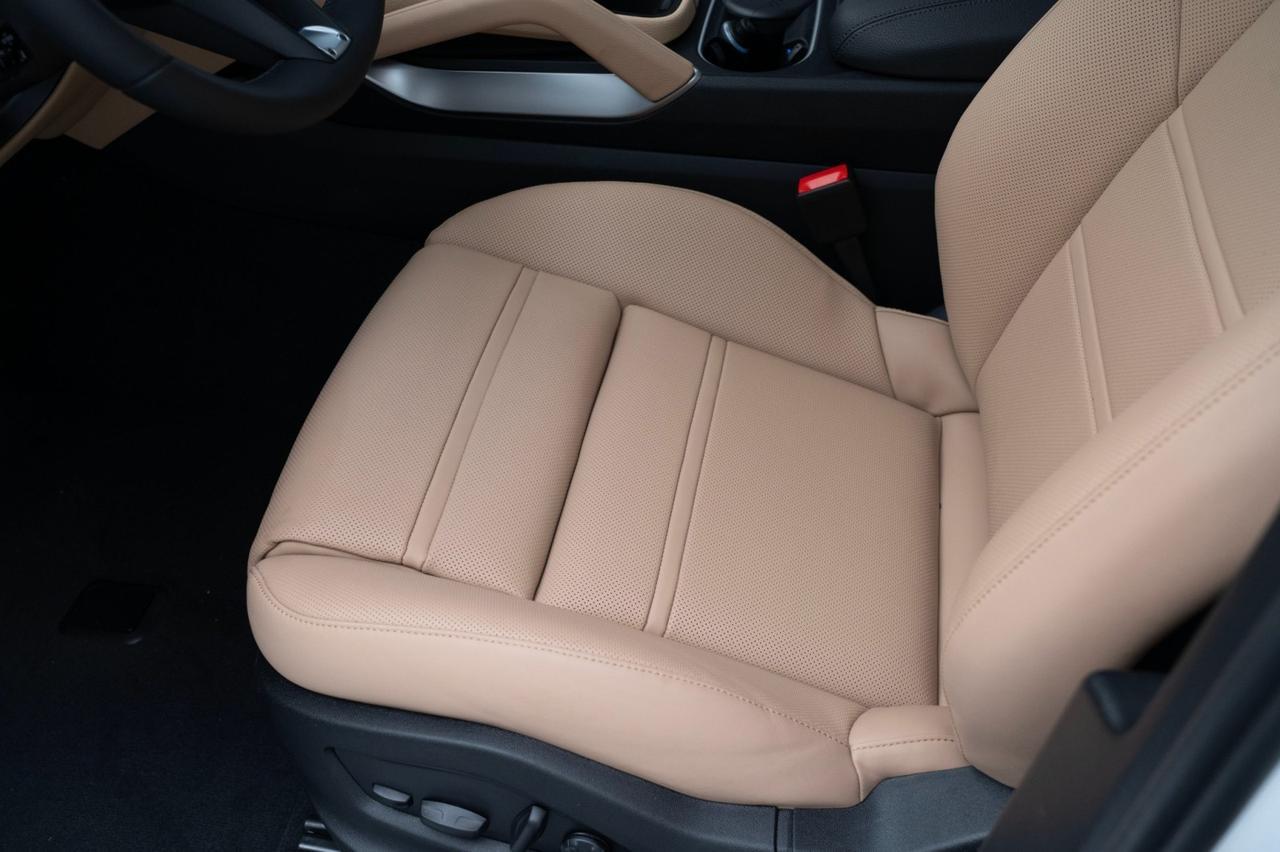 2025 Porsche Cayenne Coupe Pompano Beach FL