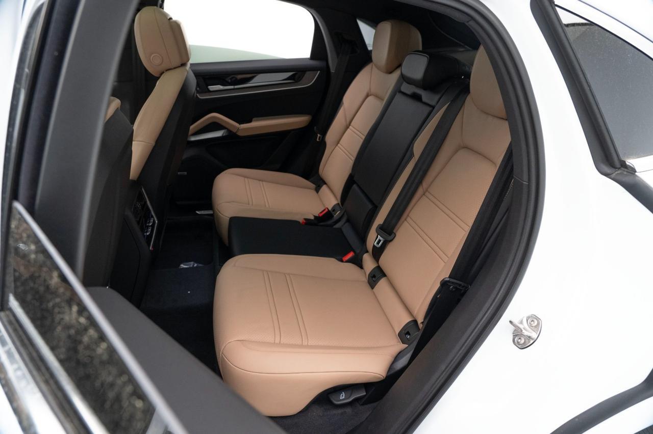 2025 Porsche Cayenne Coupe Pompano Beach FL