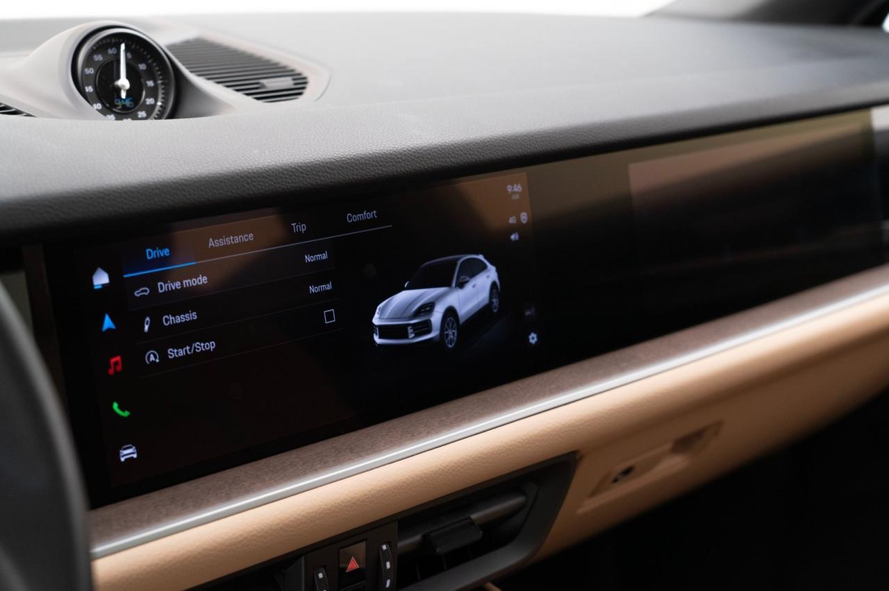 2025 Porsche Cayenne Coupe Pompano Beach FL