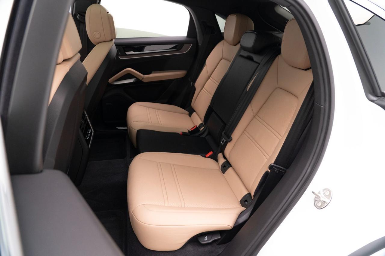 2025 Porsche Cayenne Coupe Pompano Beach FL