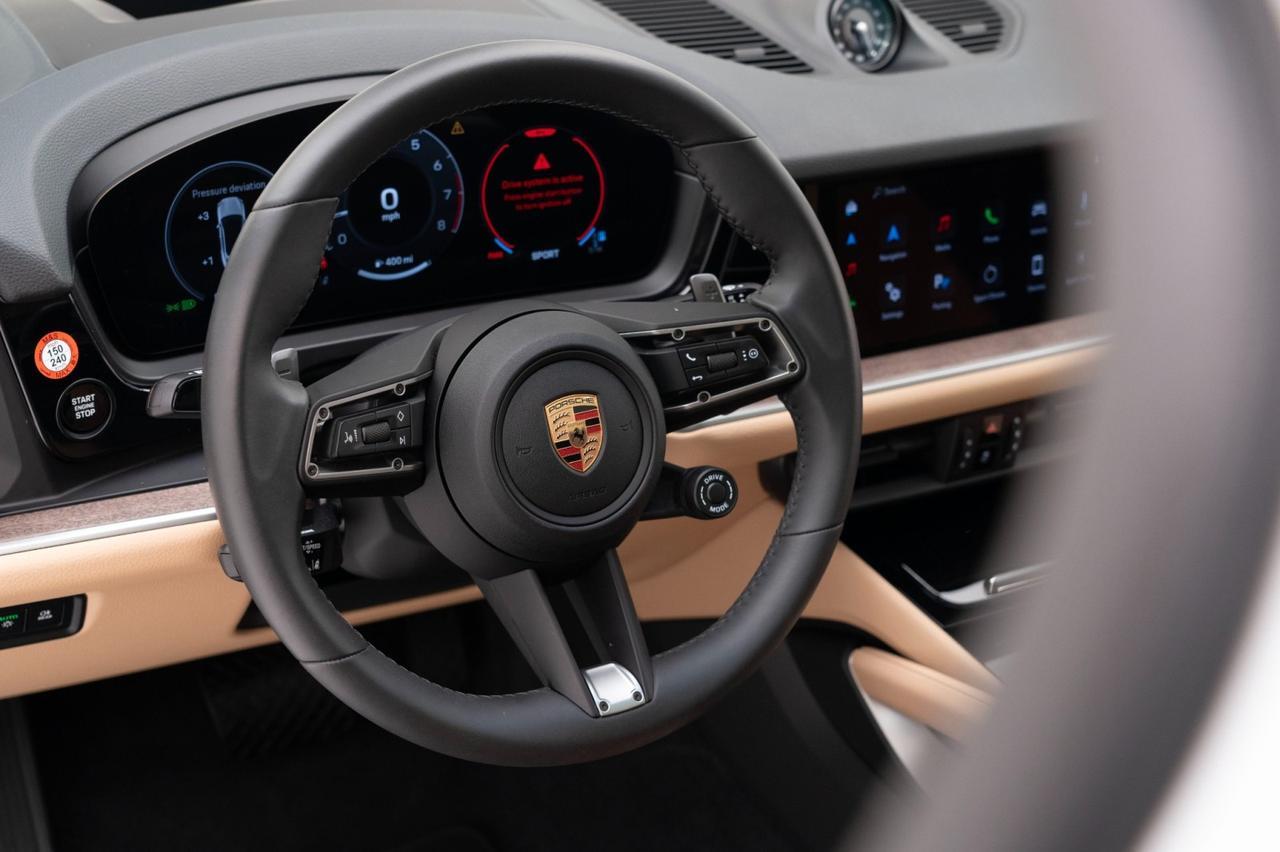 2025 Porsche Cayenne Coupe Pompano Beach FL