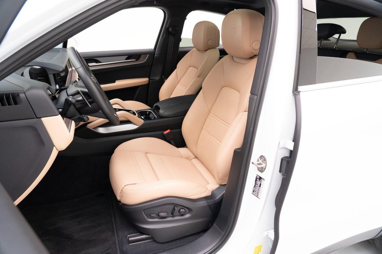 2025 Porsche Cayenne Coupe Pompano Beach FL