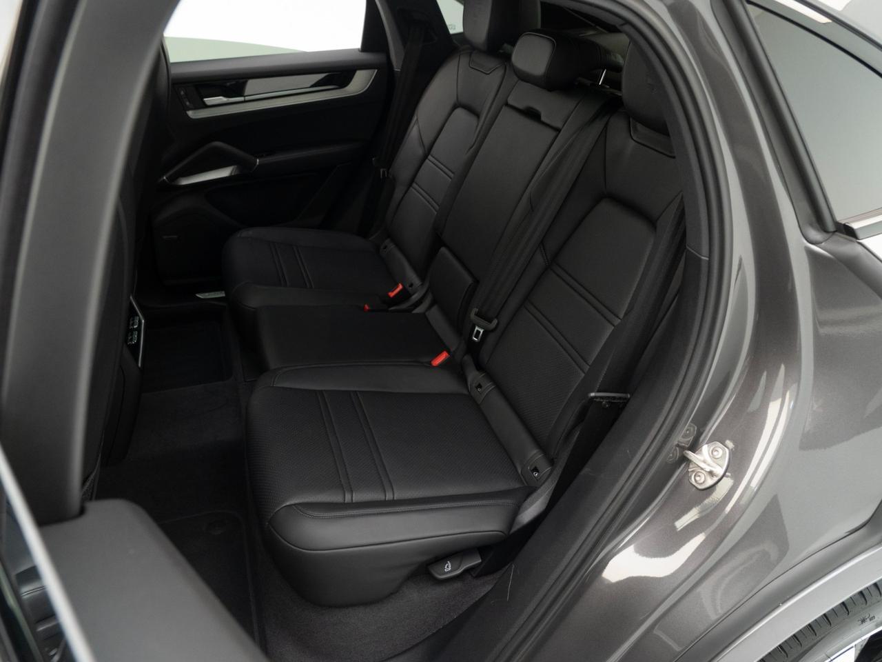 2025 Porsche Cayenne Coupe Pompano Beach FL