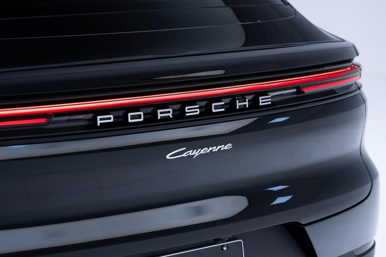 2025 Porsche Cayenne Coupe Pompano Beach FL