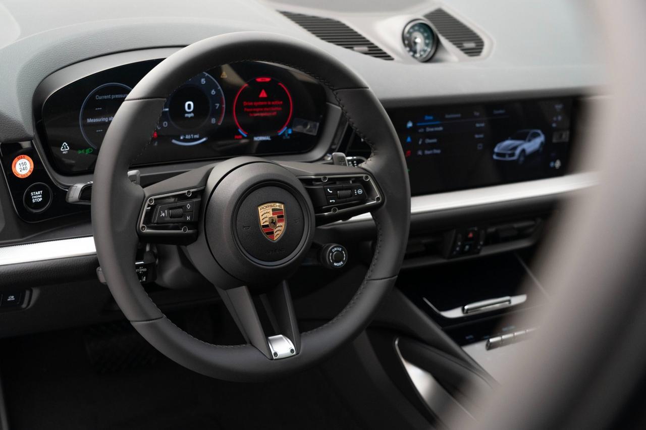 2025 Porsche Cayenne Coupe Pompano Beach FL