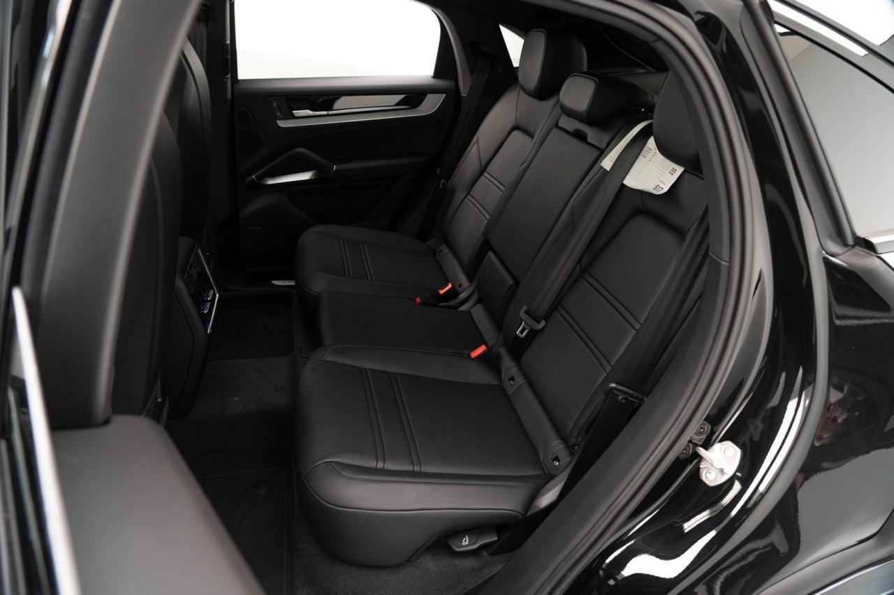 2025 Porsche Cayenne Coupe Pompano Beach FL