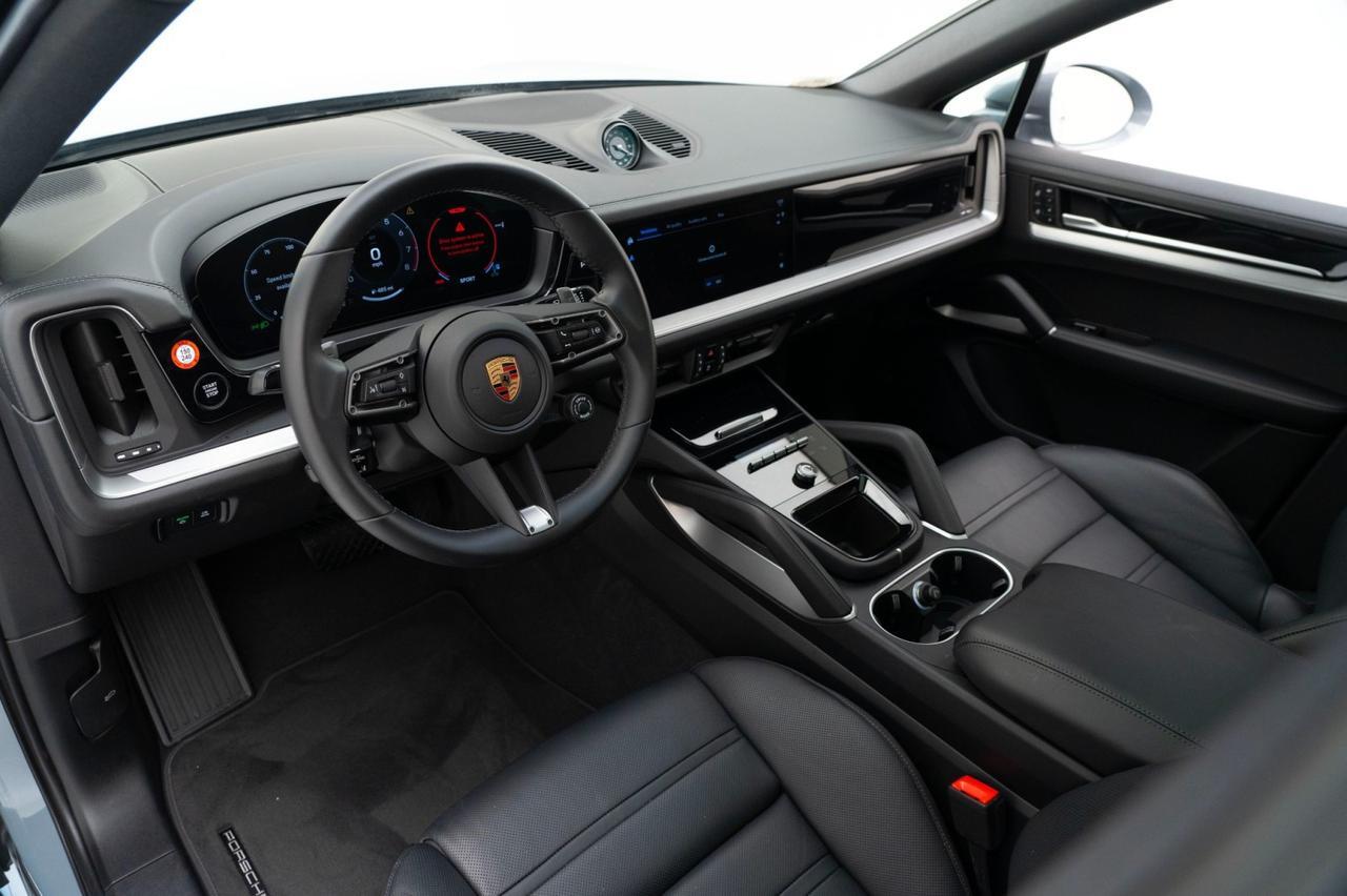 2025 Porsche Cayenne Coupe Pompano Beach FL