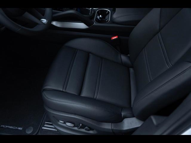 2025 Porsche Cayenne Coupe Pompano Beach FL