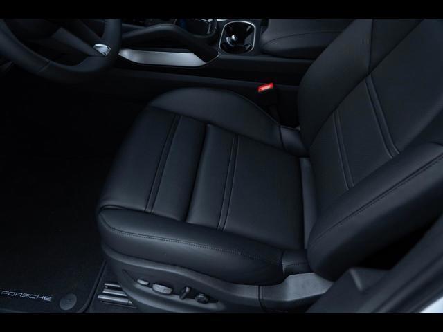 2025 Porsche Cayenne Coupe Pompano Beach FL
