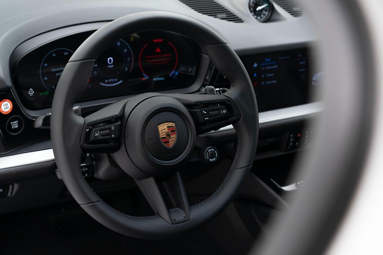 2025 Porsche Cayenne Coupe Pompano Beach FL