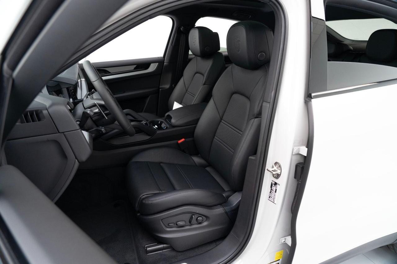 2025 Porsche Cayenne Coupe Pompano Beach FL