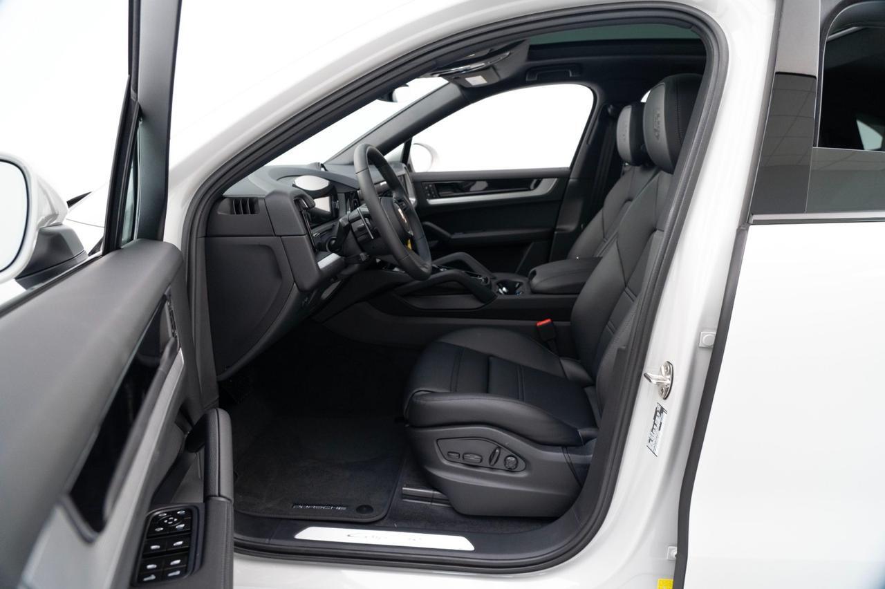 2025 Porsche Cayenne Coupe Pompano Beach FL