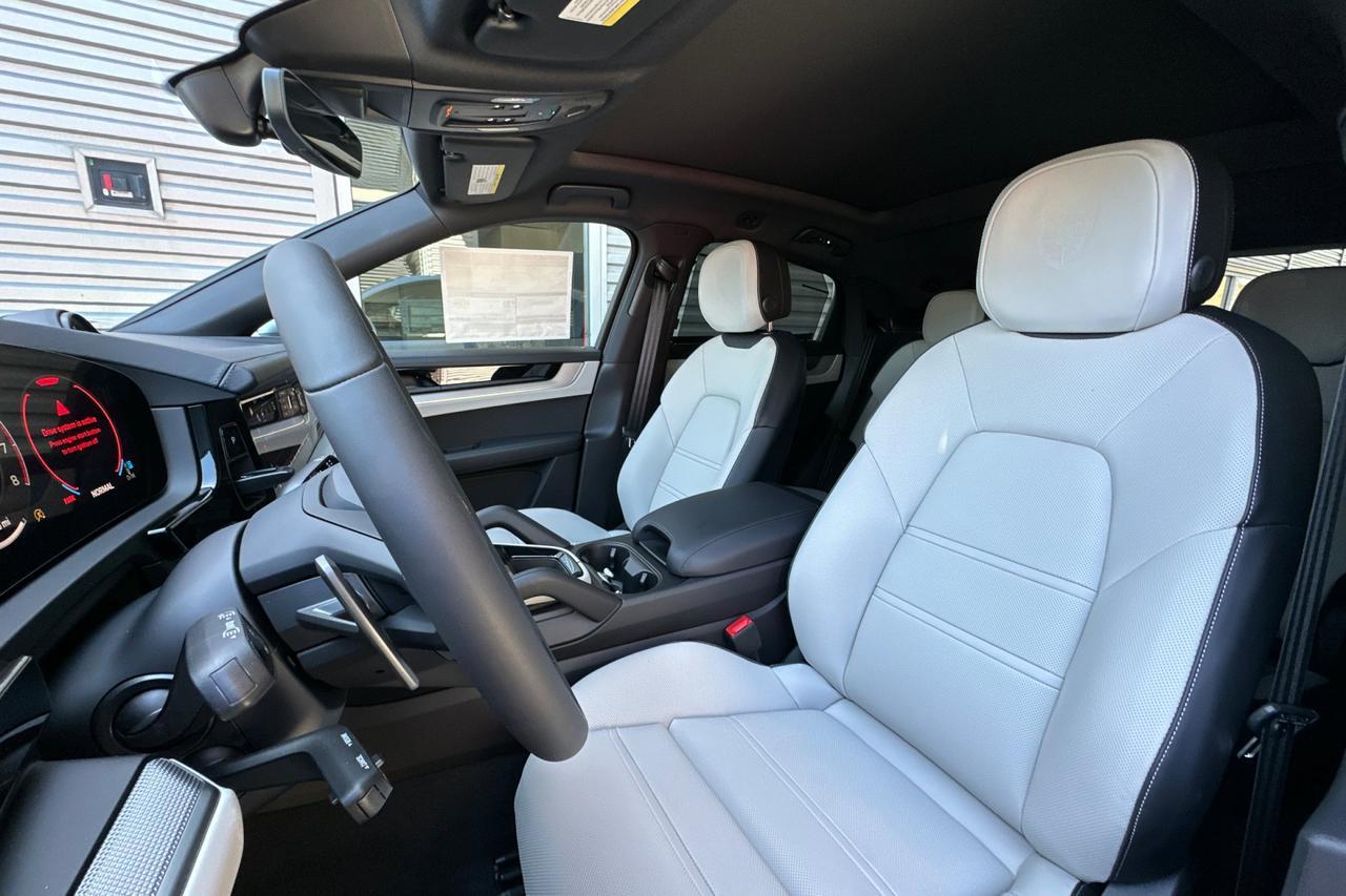 2025 Porsche Cayenne Coupe San Luis Obispo CA