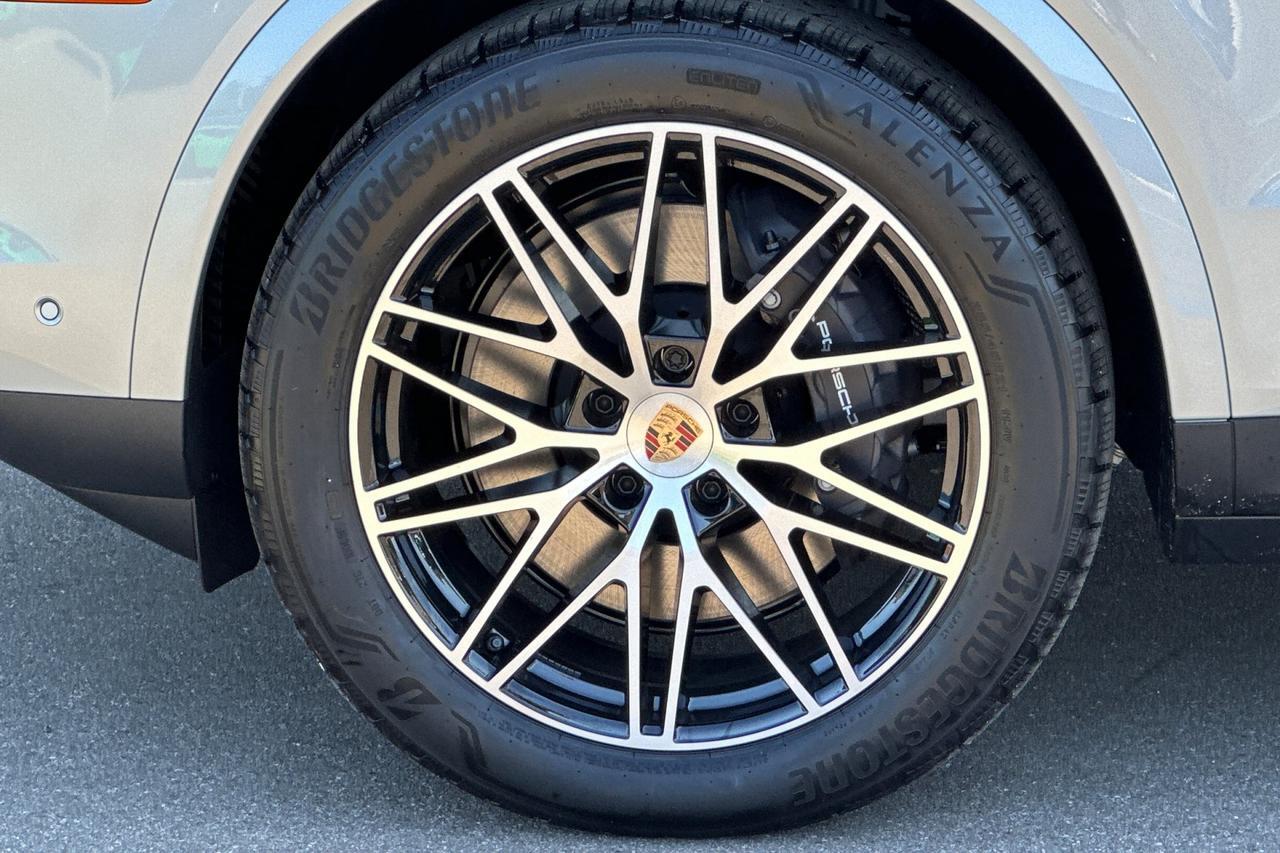 2025 Porsche Cayenne Coupe San Luis Obispo CA